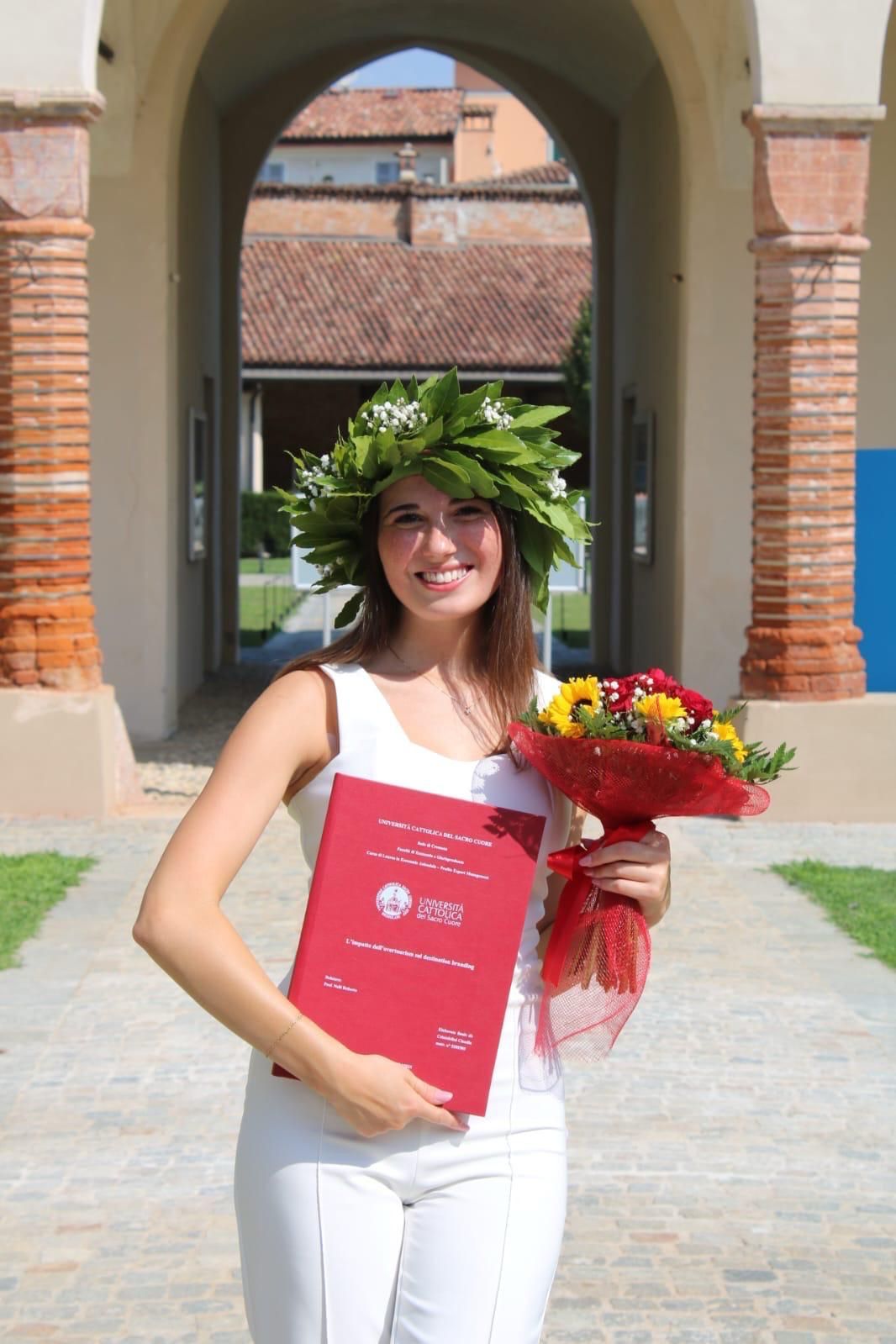 Claudia Cristofolini