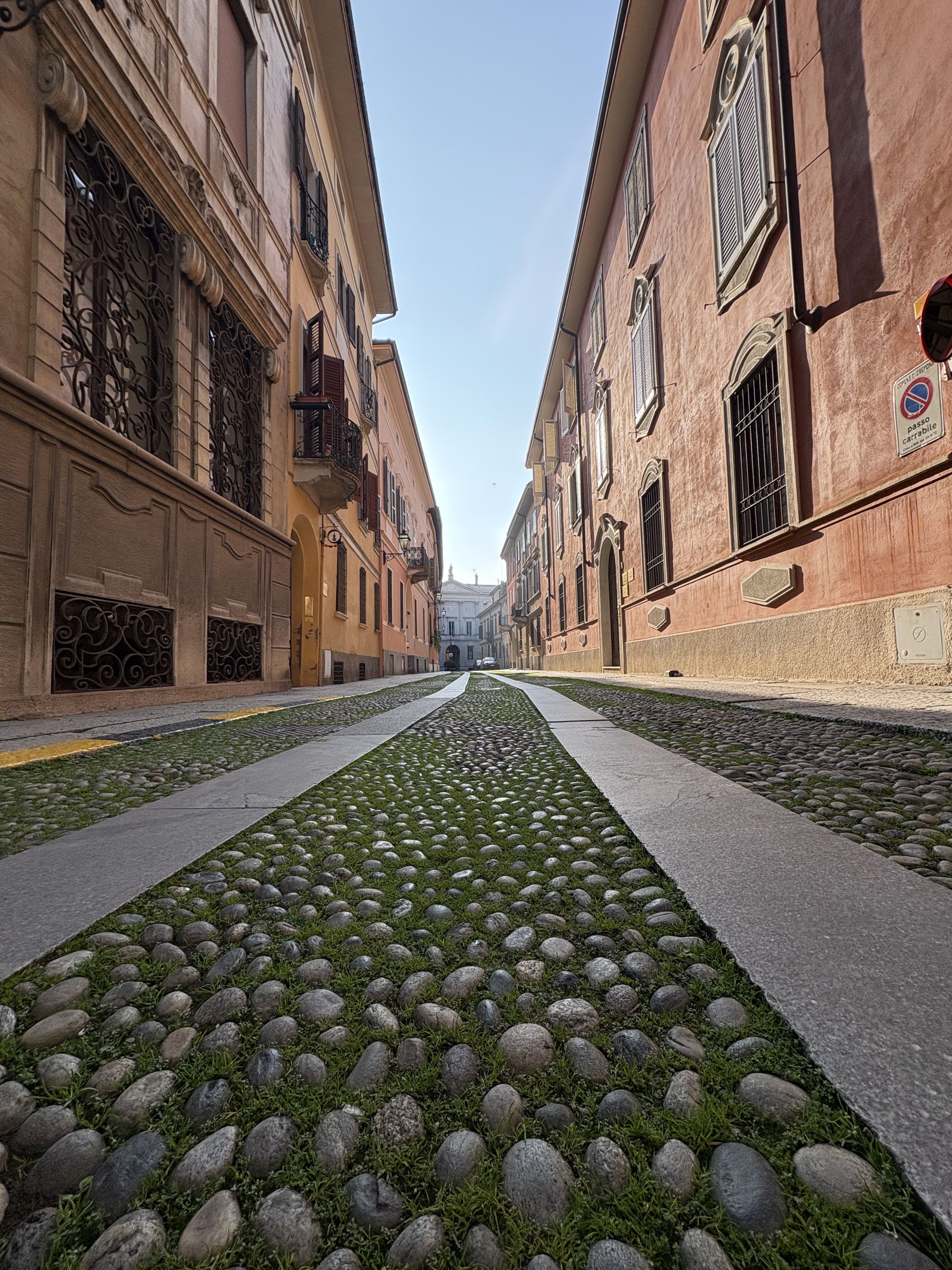 Via Beltrami, a Cremona
