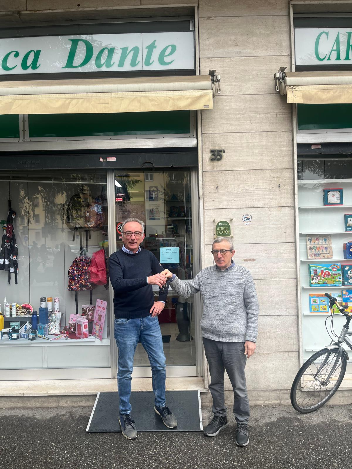 Il passaggio di consegne per la gestione della storica "Didattica Dante"