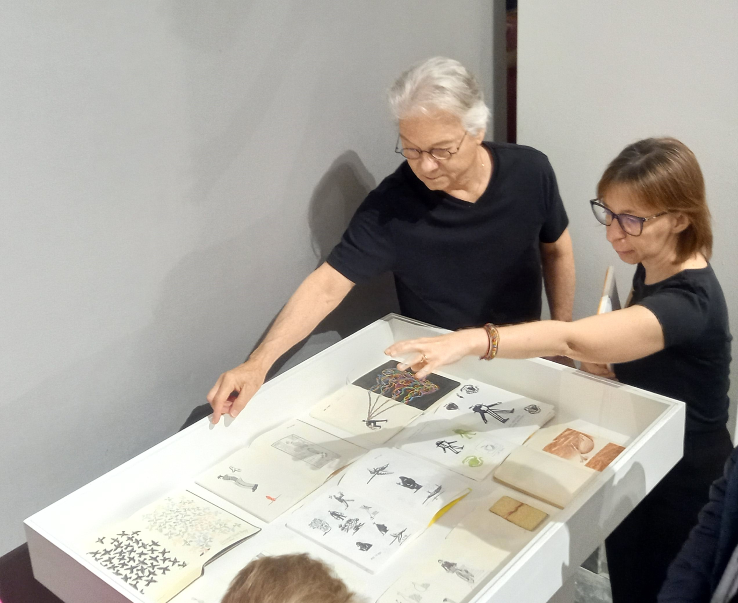 L’illustratore Craig Frazier e la traduttrice Elena Zigliani al Padiglione Amati del MdV&nbsp;